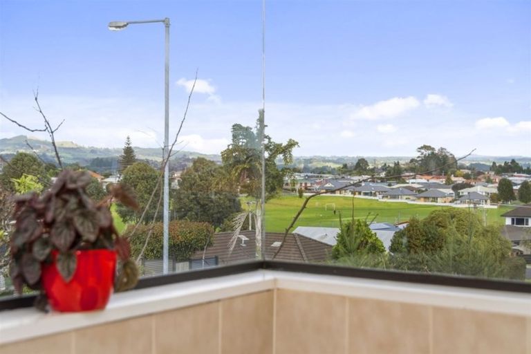 Photo of property in 11a Hilltop Road, Parkvale, Tauranga, 3112