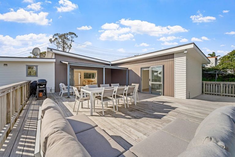 Photo of property in 7 Vipond Road, Stanmore Bay, Whangaparaoa, 0932