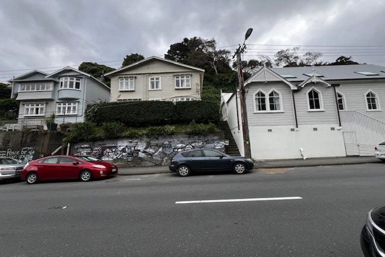 Photo of property in 217 Aro Street, Aro Valley, Wellington, 6021