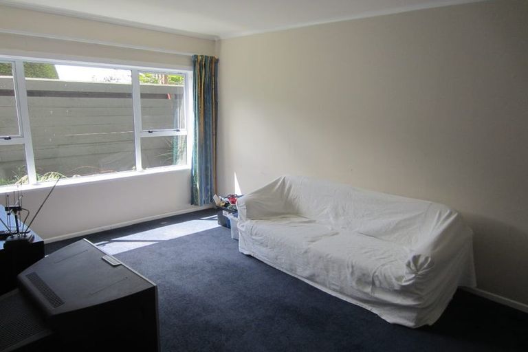 Photo of property in 3 Bede Grove, Tawa, Wellington, 5028