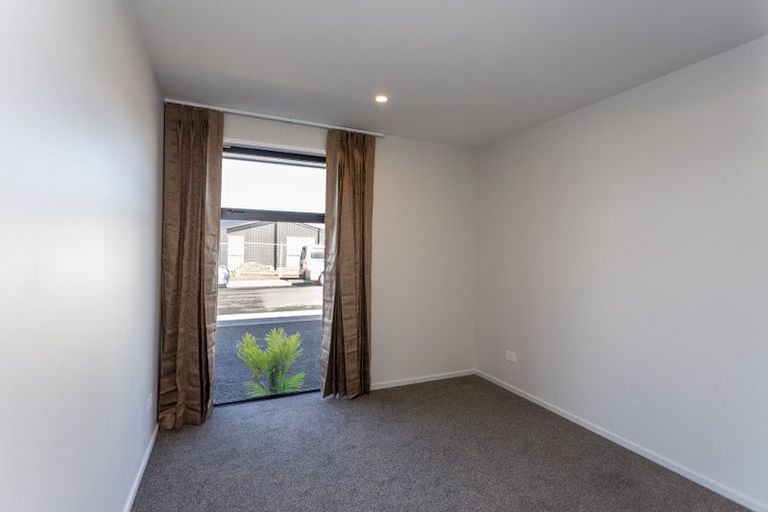 Photo of property in 42 Chambers Avenue, Woodend, 7691