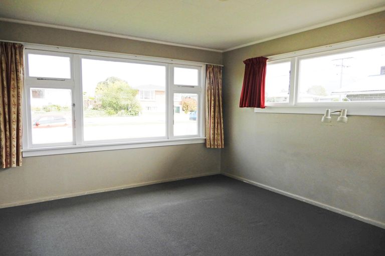 Photo of property in 19 Glendale Crescent, Holmes Hill, Oamaru, 9401