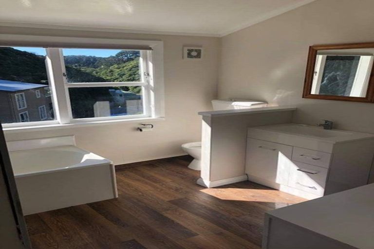 Photo of property in 114 Holloway Road, Aro Valley, Wellington, 6021