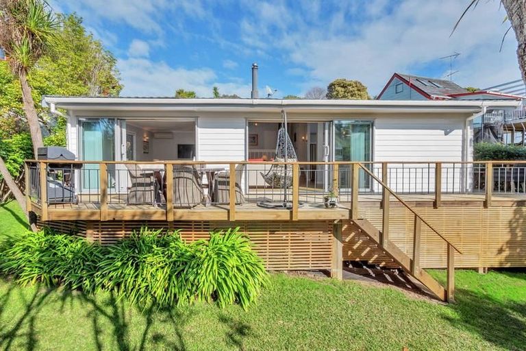 Photo of property in 49 Stapleford Crescent, Browns Bay, Auckland, 0630