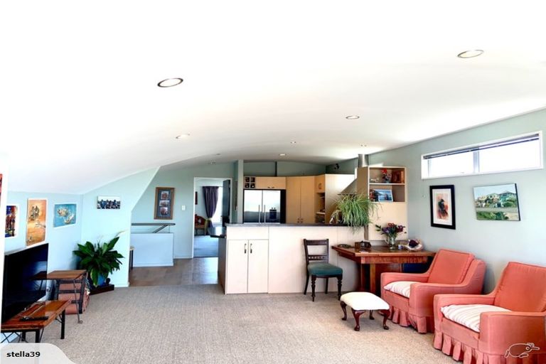 Photo of property in 378 Marine Parade, South New Brighton, Christchurch, 8062