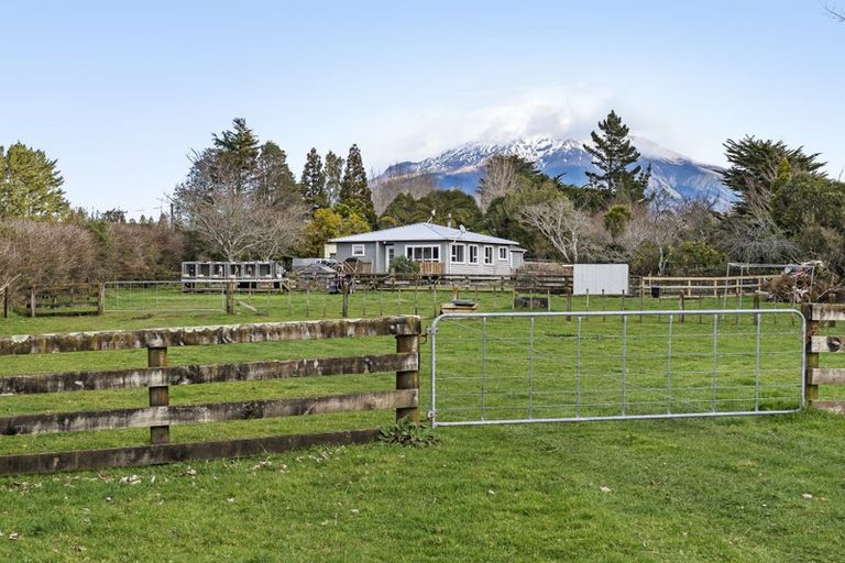 Photo of property in 1870 Egmont Road, Kaimiro, Inglewood, 4386