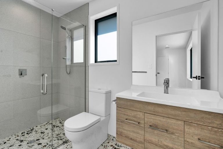 Photo of property in 21c Portland Drive, Mangorei, New Plymouth, 4312