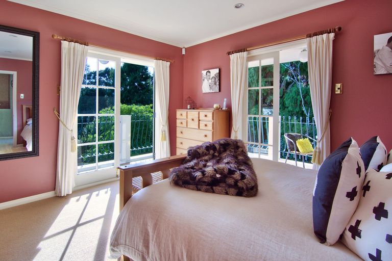 Photo of property in 753 West Coast Road, Oratia, Auckland, 0604