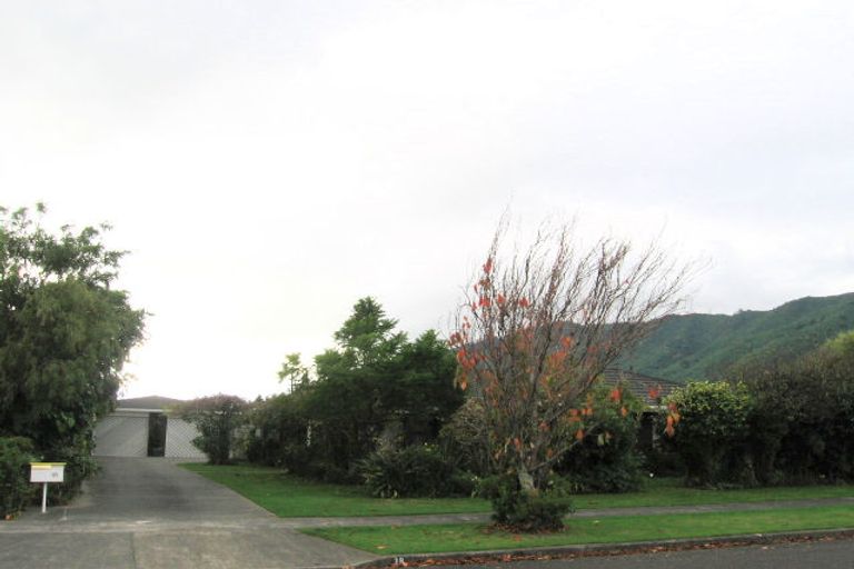 Photo of property in 18 Andrew Street, Waikanae, 5036