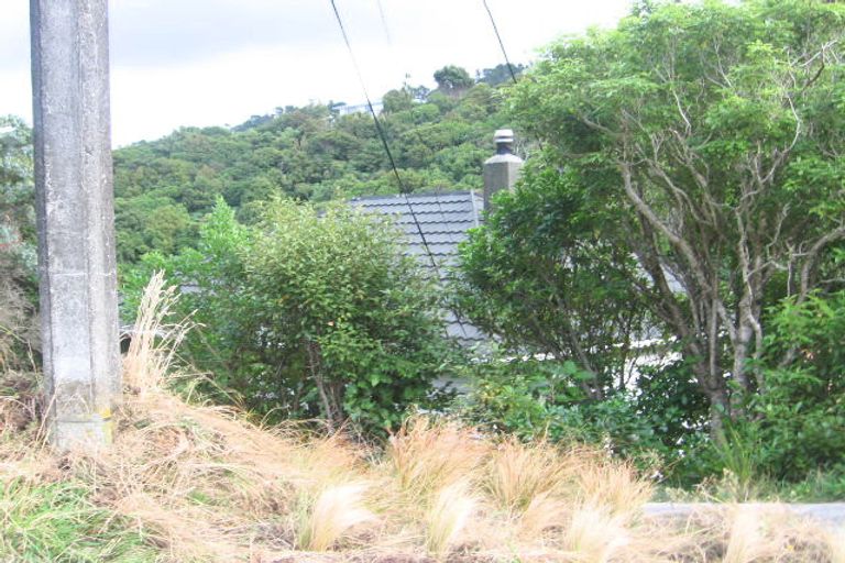 Photo of property in 16 Victory Avenue, Karori, Wellington, 6012