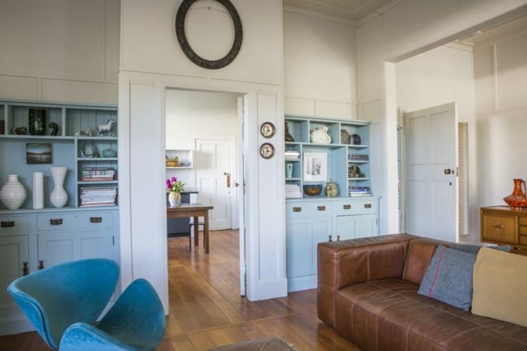 Photo of property in 45 Napier Terrace, Hospital Hill, Napier, 4110