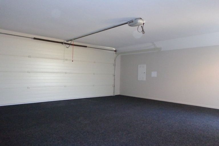 Photo of property in 6 Burford Way, Rolleston, 7615