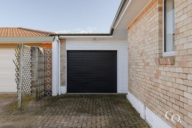 Photo of property in 10 Golf Road, Mount Maunganui, 3116