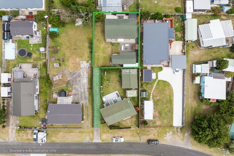 Photo of property in 112b Tamaki Road, Whangamata, 3620