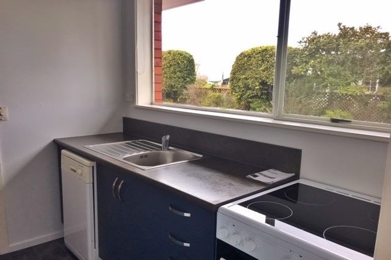 Photo of property in 2/36 Pukatea Street, Glenwood, Timaru, 7910