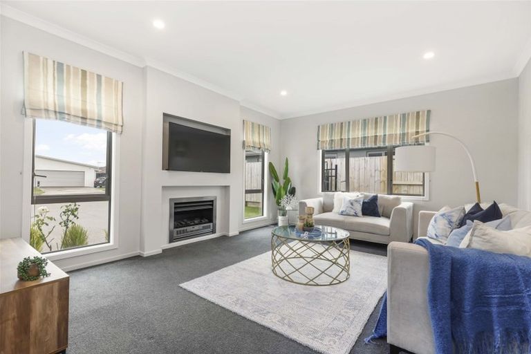 Photo of property in 18 Miranda Place, Flagstaff, Hamilton, 3210