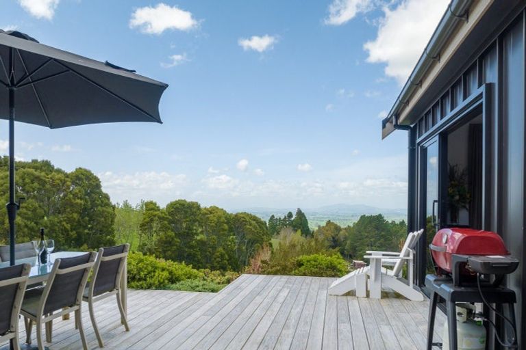 Photo of property in 33 Tiwarawara Lane, Puketotara, Te Awamutu, 3876