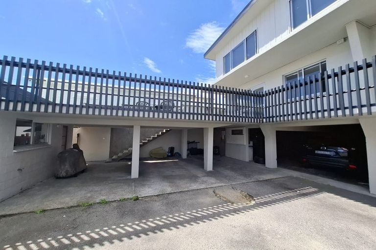 Photo of property in 33 Fulford Street, New Plymouth, 4310