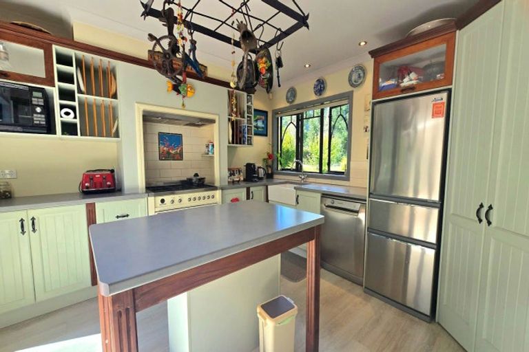 Photo of property in 9 Water Race Lane, Thames, 3577