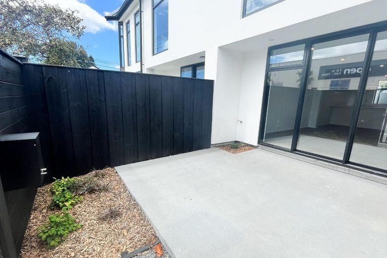 Photo of property in 6/18 New Brighton Road, Shirley, Christchurch, 8061