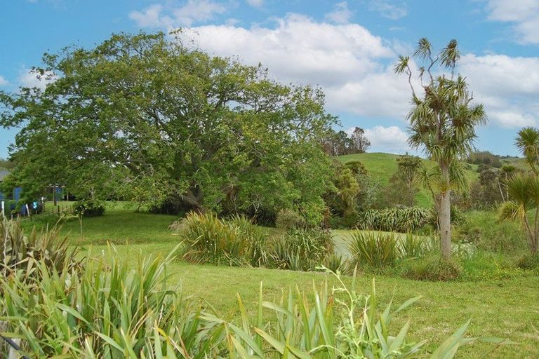 Photo of property in 126 Oneriri Road, Kaiwaka, 0573
