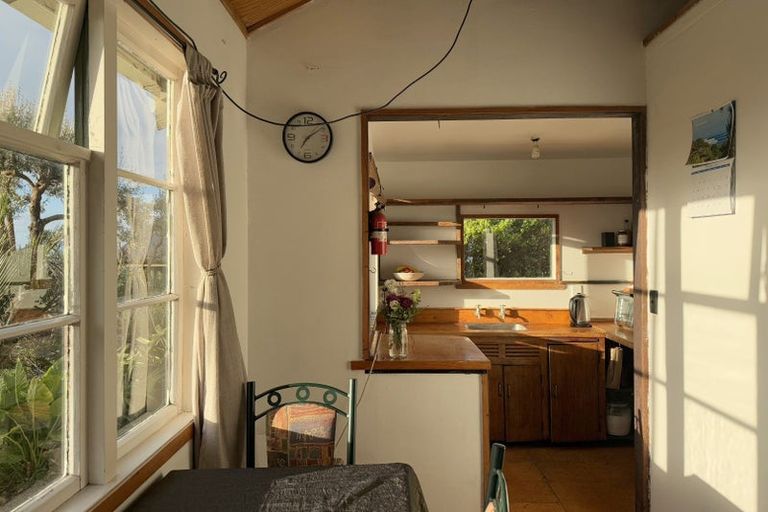 Photo of property in 7g Whaanga Road, Raglan, 3297