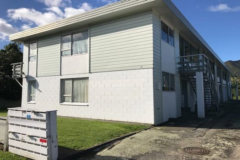 Photo of property in 46 Awamutu Grove, Waiwhetu, Lower Hutt, 5010