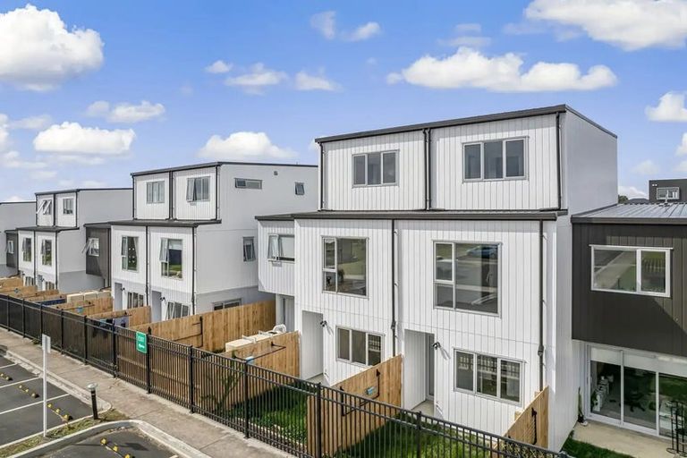 Photo of property in 125 Ngae Place, Mangere East, Auckland, 2024