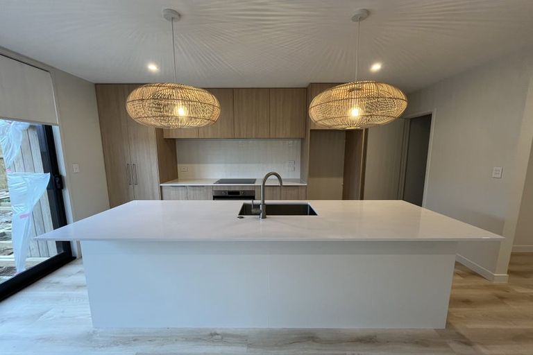 Photo of property in 1 Adzebill Court, Rototuna North, Hamilton, 3210