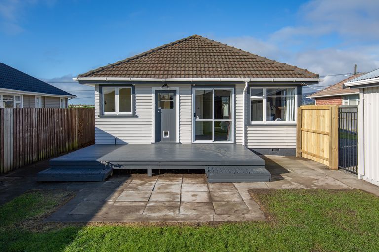 Photo of property in 131 Cuthberts Road, Aranui, Christchurch, 8061