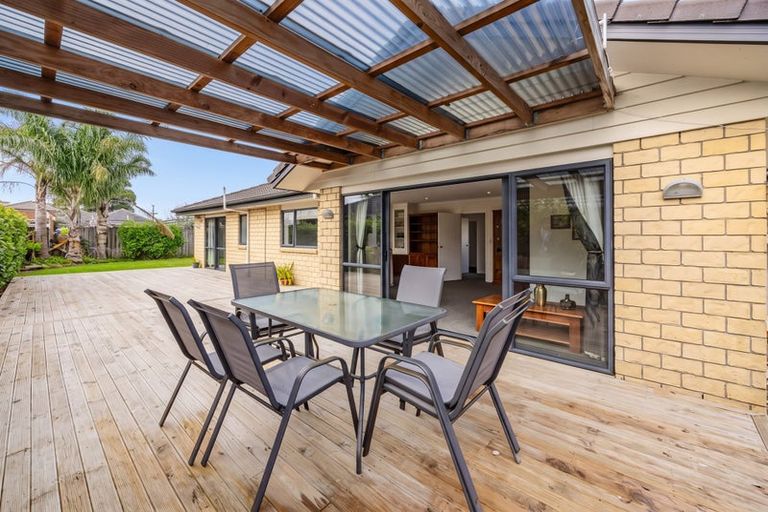 Photo of property in 9 Wairua Place, Pukekohe, 2120