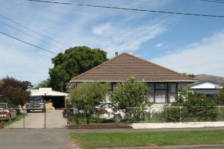 Photo of property in 30 Mcgregors Road, Bromley, Christchurch, 8062
