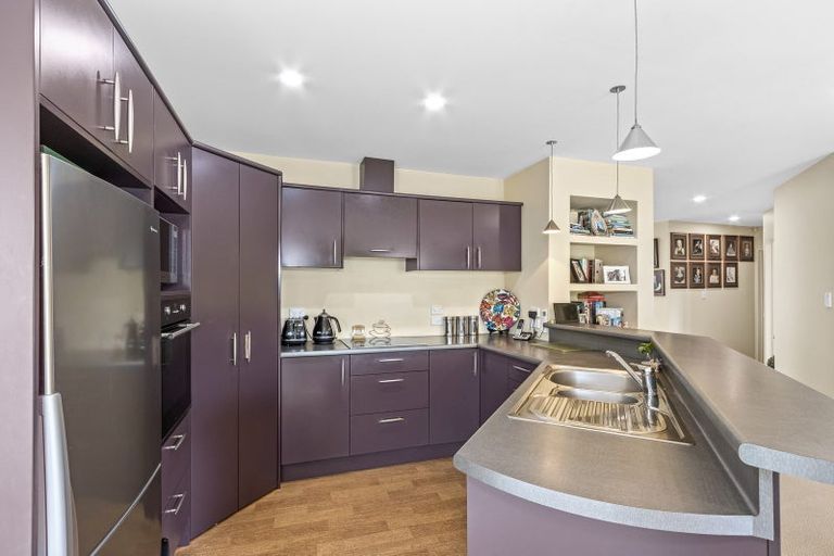 Photo of property in 22 Garforth Green, Halswell, Christchurch, 8025