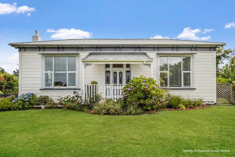 Photo of property in 30 Signal Street, Marton, 4710