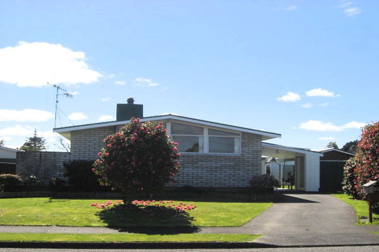 Photo of property in 21 Marlborough Street, Levin, 5510