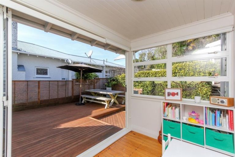 Photo of property in 145 Clawton Street, Westown, New Plymouth, 4310