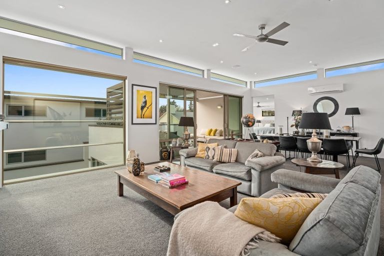 Photo of property in 15 Faulks Terrace, Wanaka, 9305