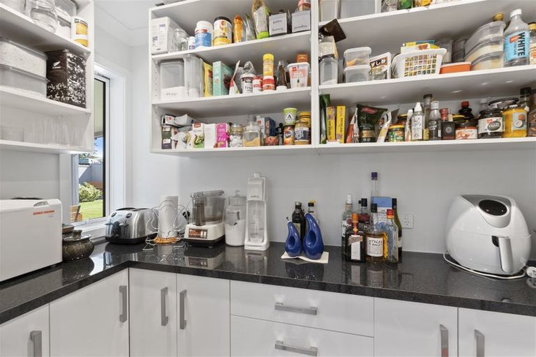 Photo of property in 40 Okarito Avenue, Levin, 5510