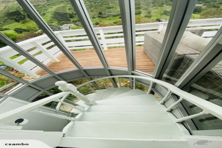 Photo of property in 32 Evans Pass Road, Sumner, Christchurch, 8081