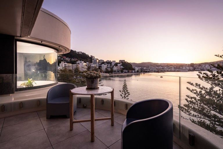 Photo of property in 7/308 Oriental Parade, Oriental Bay, Wellington, 6011