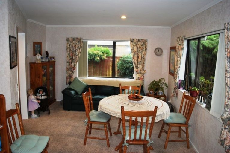 Photo of property in 94 Cedar Drive, Paraparaumu Beach, Paraparaumu, 5032