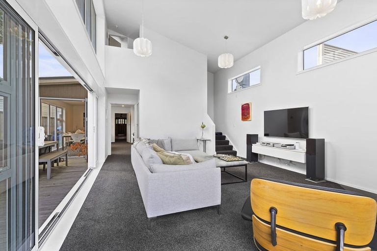 Photo of property in 8 Chatham Street, Berhampore, Wellington, 6023