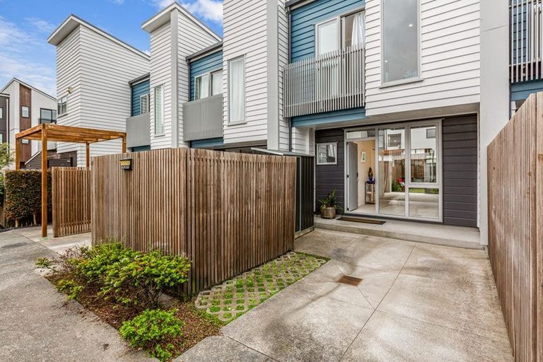 Photo of property in 45 Mapou Road, Hobsonville, Auckland, 0616