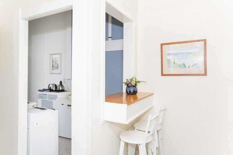 Photo of property in 6 Iranui Road, Inner Kaiti, Gisborne, 4010