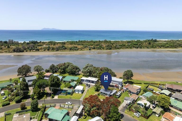 Photo of property in 4a Roretana Drive, Athenree, Katikati, 3177