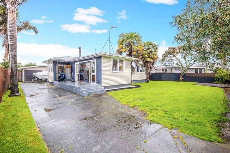 Photo of property in 3 Marybeth Place, Rosehill, Papakura, 2113