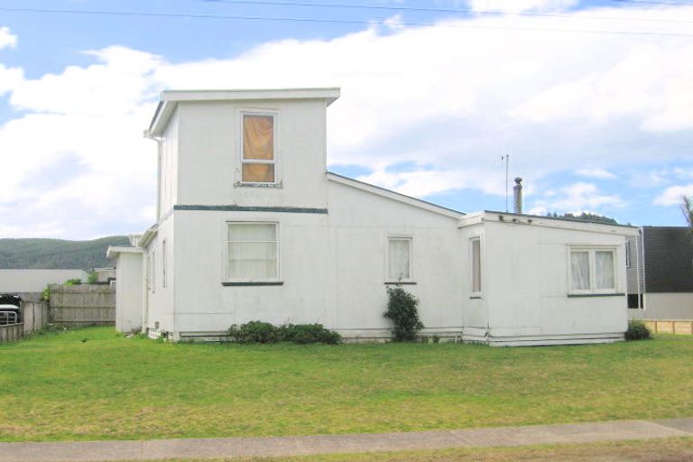 Photo of property in 110a Winifred Avenue, Whangamata, 3620
