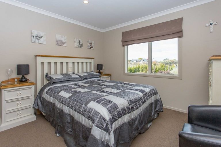 Photo of property in 21 Nicholson Drive, Kaitoke, Whanganui, 4572