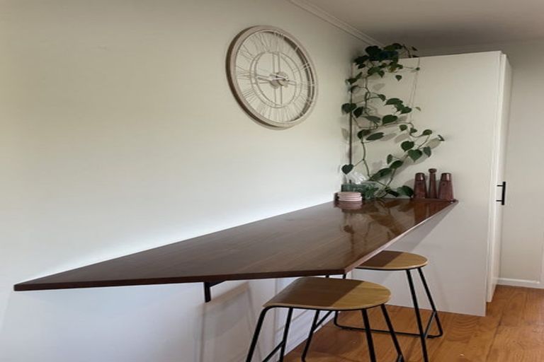 Photo of property in 669 South Titirangi Road, Titirangi, Auckland, 0604