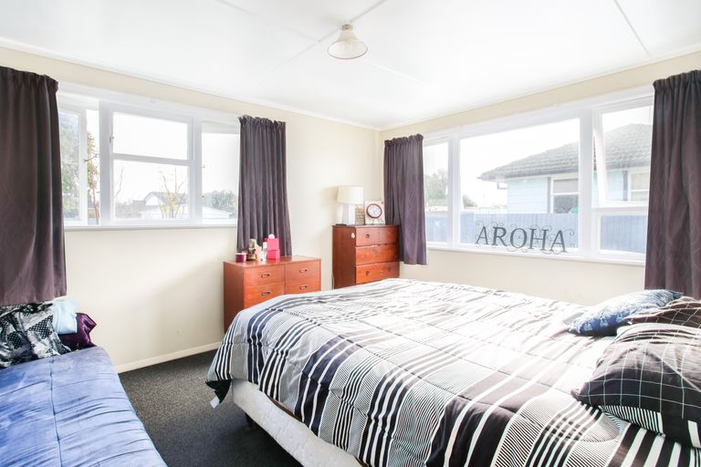 Photo of property in 31 Cottrell Crescent, Onekawa, Napier, 4110